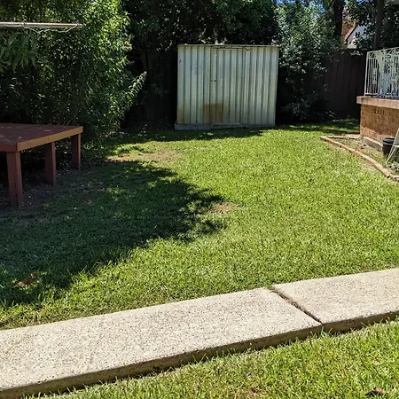 Bidwill Gardens - 2 Rooms A Private Room With A King-Size Bed Or Open Lounge Room Floor Mattress Shared Bathroom Free Kitchen Essentials Free Laundry Facilities Fast Nbn Wifi Hdtv Netflix, Youtube, Kayo Meal And Transport Service Available-3