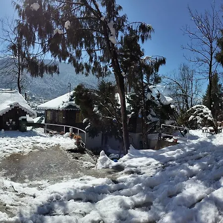 Apple Valley Cottages Lachung-3