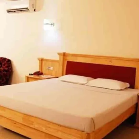 Hotel Sky Park-2