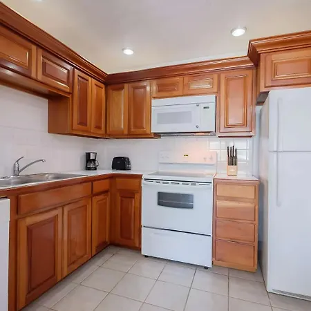 Best Western Grand Baymen Gardens-3