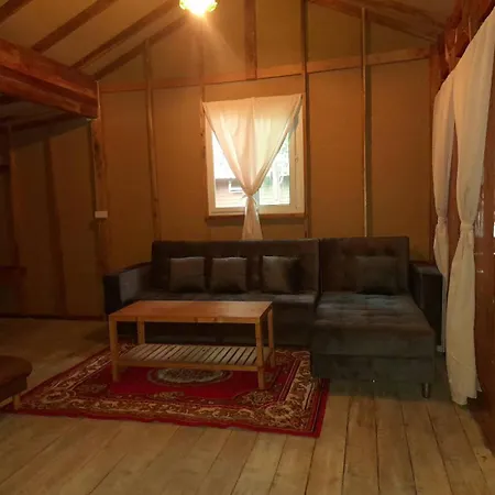 Lazy Hut-3