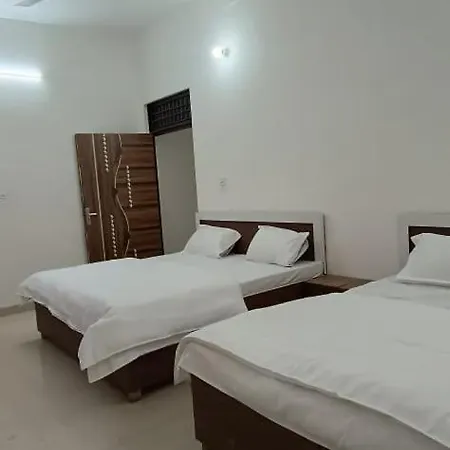 Geeta Palace-3