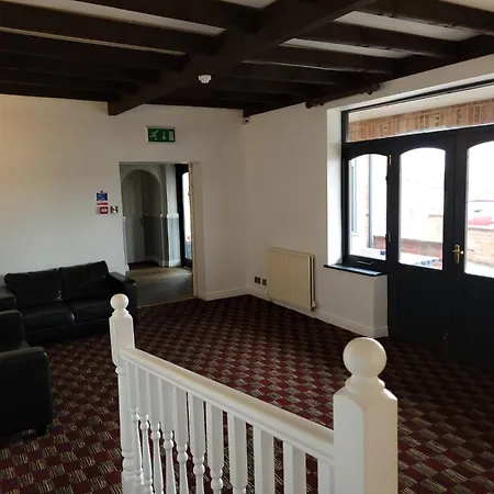 The White Horse Lodge Hotel-3