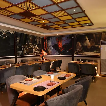 Hotel Trax International-2