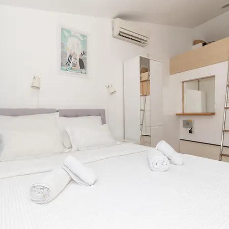 Rooms Gold-2