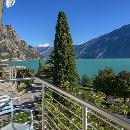 Hotel Sogno Del Benaco-2