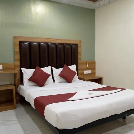 Tri Hotel-3