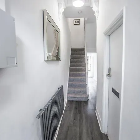 The Finsbury Guesthouse-3