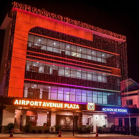 Airport Avenue Plaza-2