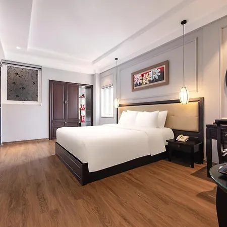Royal Hotel-3