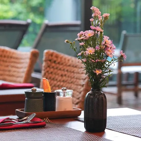 Chiem Hoian - The Beachside Boutique Hotel & Villa-2
