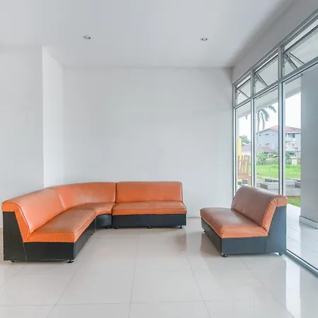 Oyo Life 2837 Apartment Dramaga Tower-2