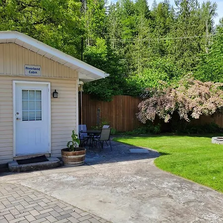Riverbend Guest House-3