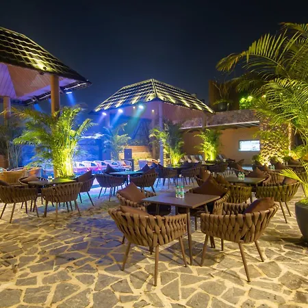 Hotel Karlton Inn-2