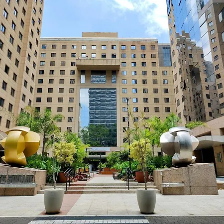 Flat Espaçoso Ibirapuera com Estrutura de Hotel Wi-fi e Recepção 24 horas 9M-2