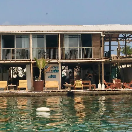 Hostel Santa Cruz del Islote-2