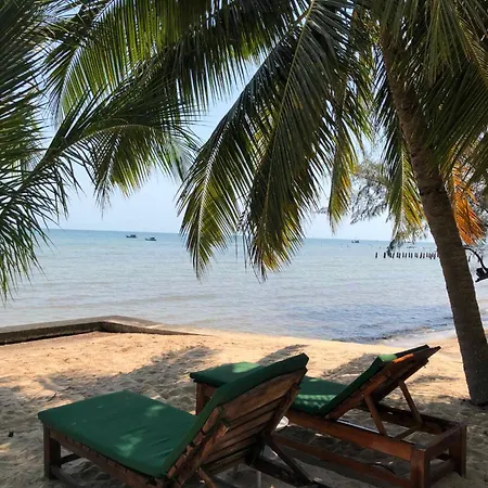 Kiki Coconut Beach Resort-2