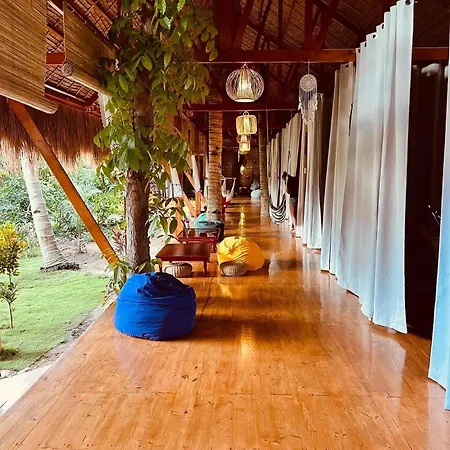 Nautilus Resort Hostel & Hammocks-2