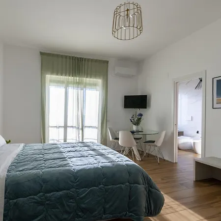 Cas' A Mare - Beachfront Luxury Suites-2