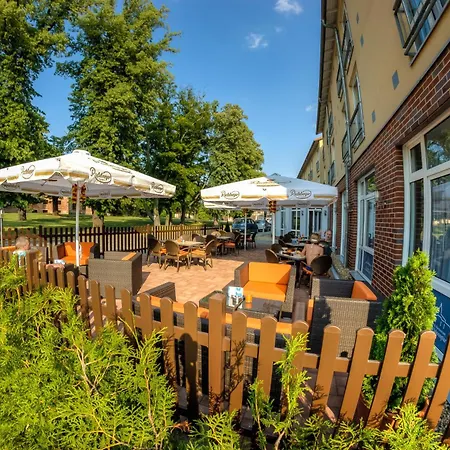 Hotel&Restaurant am Schlosspark-2