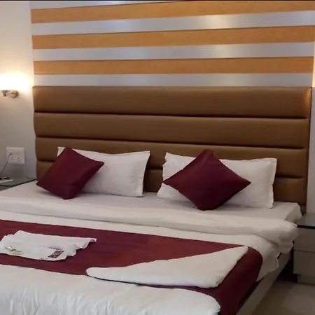 Flagship 83490 Hotel Bently Palace-3