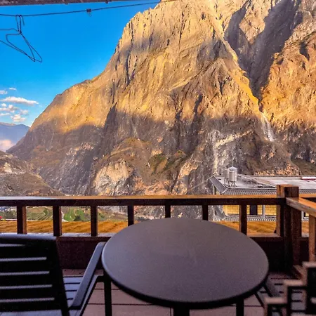 Tibet Guest House 虎跳峡卓玛客栈-2