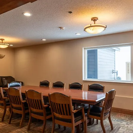 Norland Inn & Suites Roseau-3
