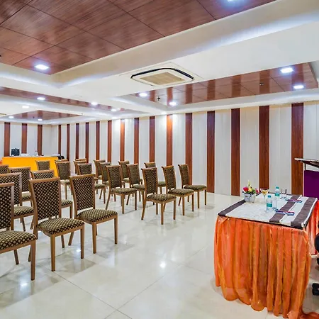 Zip By Spree Hotels Delhi Greater Kailash-2