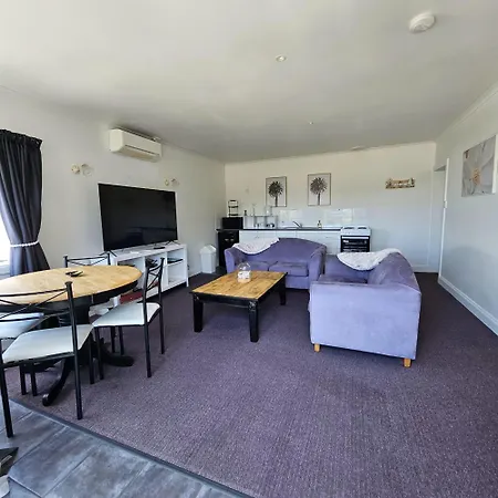 Smugglers Rest Apartments Dover-3