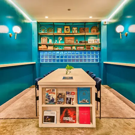Prince Theatre Heritage Stay Hostel - Silom-2