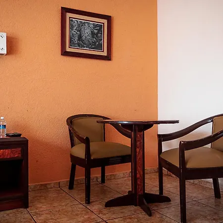 Hotel Los Aluxes-2
