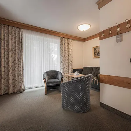 Hotel Alpina - Thermenhotels Gastein-3
