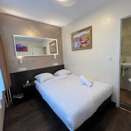 Dam Hotel-2