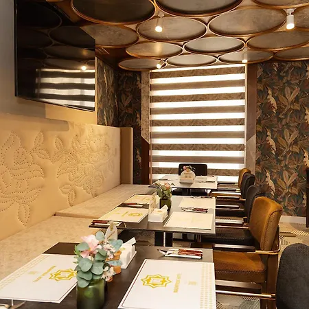 Magnifique Hotel-3