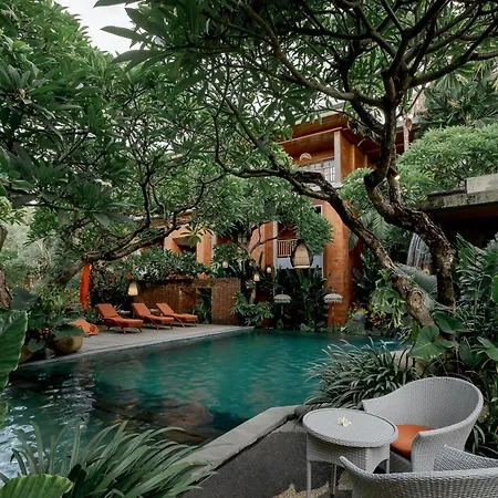 Fourteen Roses Boutique Hotel, Kuta-2
