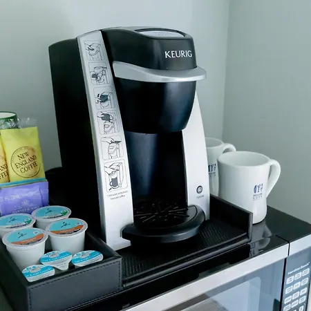 Smuggler'S Cove Inn-3