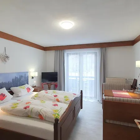 Hotel Garni Haus Alpine-2