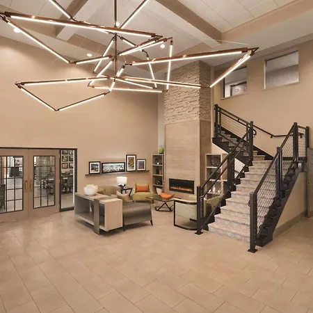 Country Inn & Suites By Radisson, Grand Rapids East, Mi-2