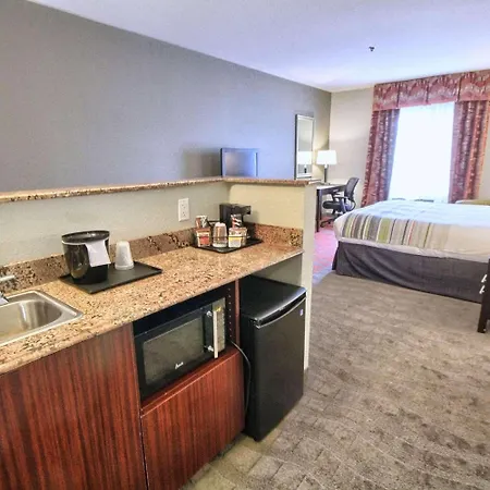 Country Inn & Suites By Radisson, Dearborn, Mi-3