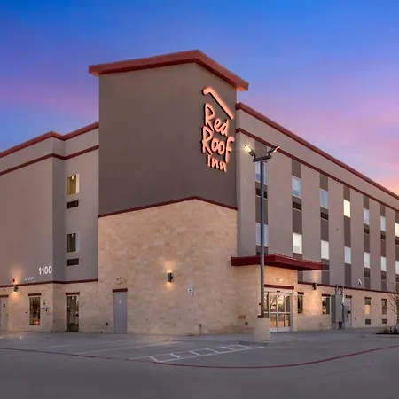 Red Roof Inn Hutchins-3