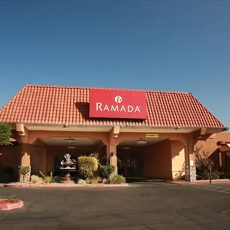 Ramada By Wyndham Fresno North-2
