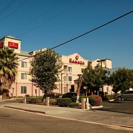 Ramada By Wyndham Fresno Northwest-2