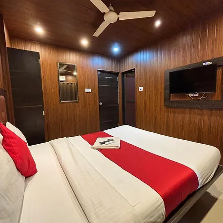 Hotel Borivali Executive - Near Borivali Railway Station-3