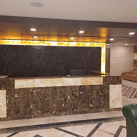 Hotel Benzz Park Chennai-3
