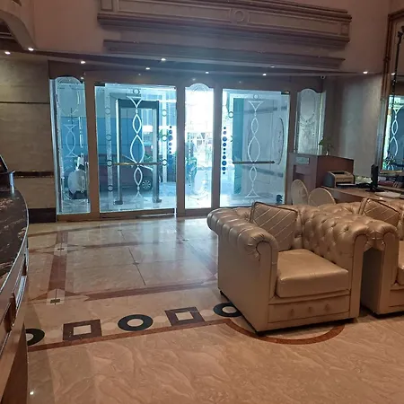 Hotel Benzz Park Chennai-2