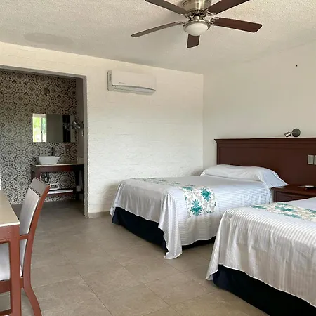 Hotel Puerta Chichen-3