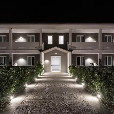 Loriana Park Hotel Sul Lago-2