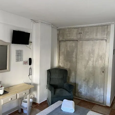 Hostal Virgen Del Rocio II-3