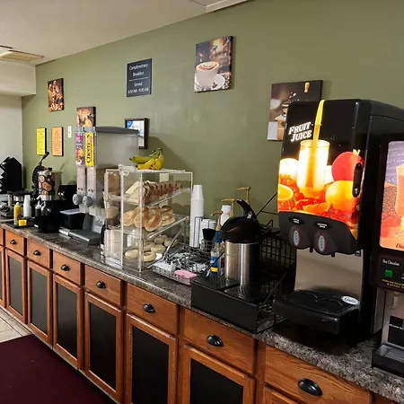 Amerivu Inn And Suites Shawano Wi-2