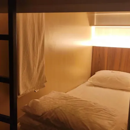 Westay Capsule Hostel-2